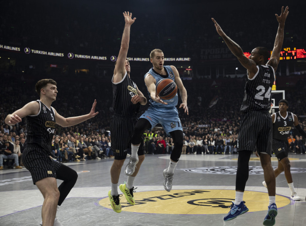 Košarkaši Partizana pobedili Albu u 31. kolu Evrolige