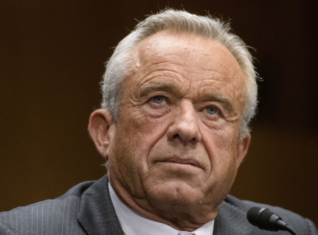 Ministar Robert F. Kenedi Mlađi planira da otpusti 10.000 zaposlenih u zdravstvu