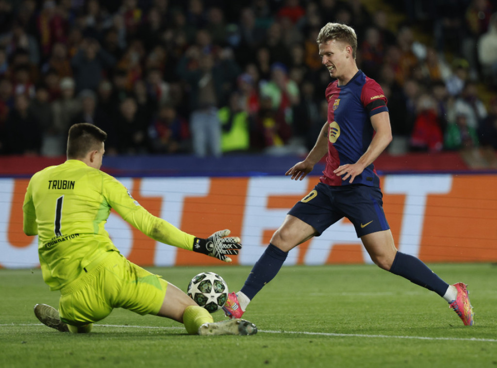 Fudbaler Barselone Dani Olmo zbog povrede odsustvuje mesec dana van terena