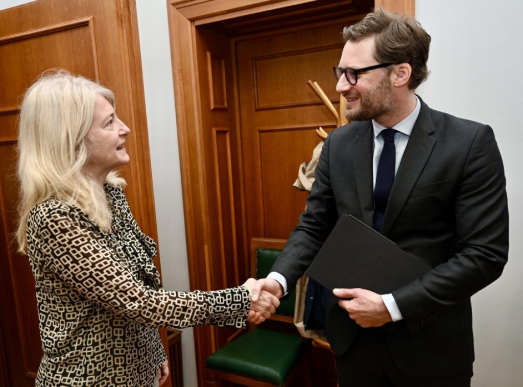 Jelena Begović sa predstavnicima Evropske investicione banke razgovarala o nastavku naučne saradnje u Srbiji