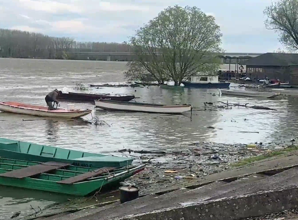 Na Savi kod Šapca uvedene mere redovne odbrane od poplava