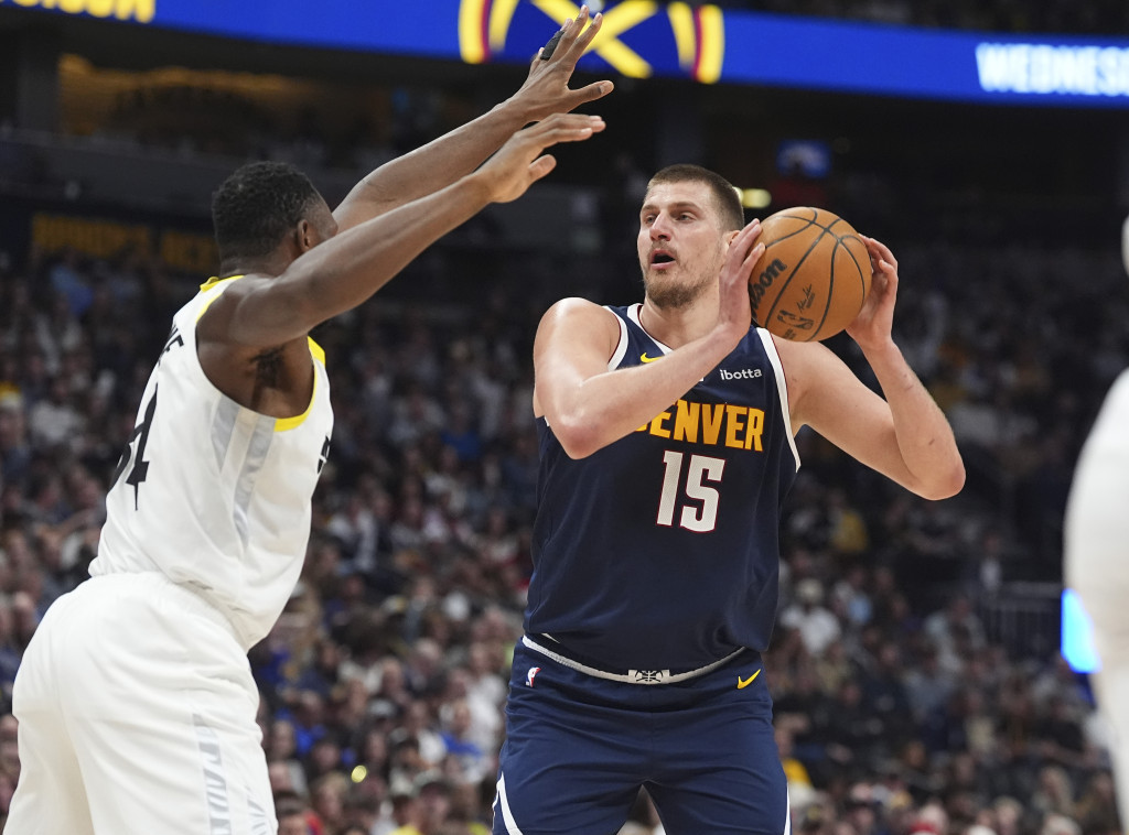 Denver ubedljivo pobedio Jutu uz novi Jokićev dabl-dabl učinak