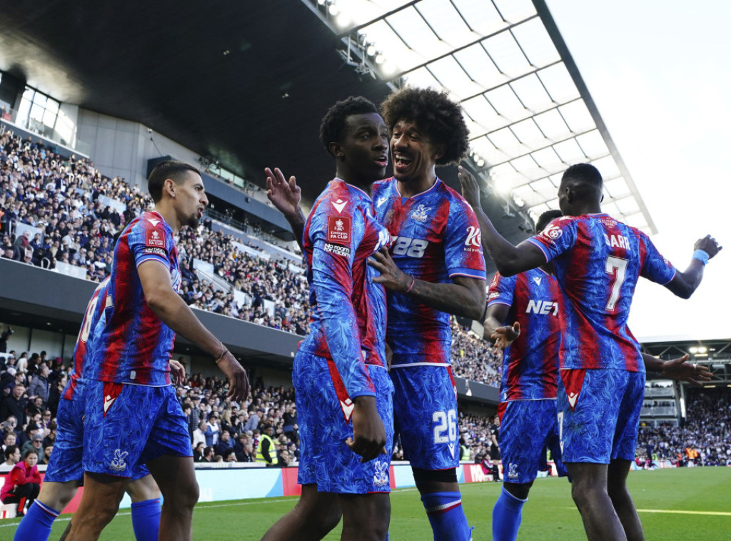 Fudbaleri Kristal Palasa prvi polufinalisti FA kupa