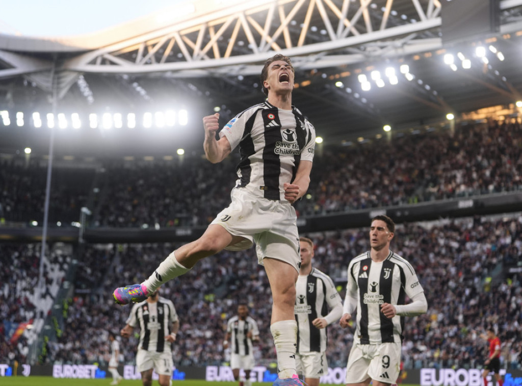 Fudbaleri Juventusa pobedili Đenovu u debiju Tudora, starter Vlahović asistent
