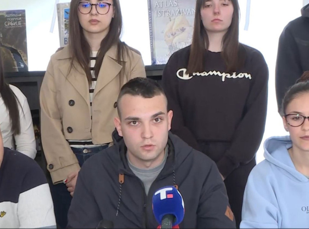 Luka Lalošević: Uputili smo ponovo poziv rektoru Đokiću i dekanima da nas posete sutra