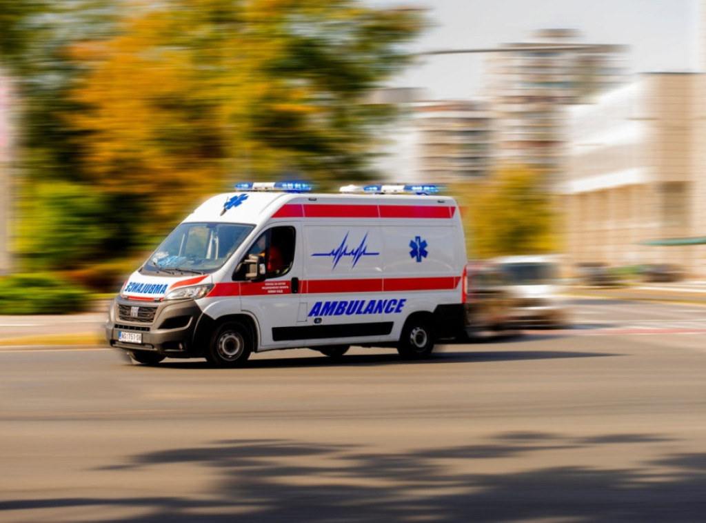 Dve osobe povređene u lančanom sudaru na Brankovom mostu