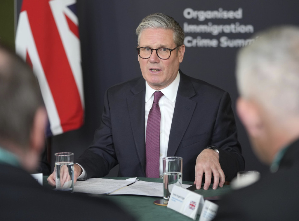 Kir Starmer: Bande koje se bave krijumčarenjem ljudi trebalo bi tretirati kao teroriste