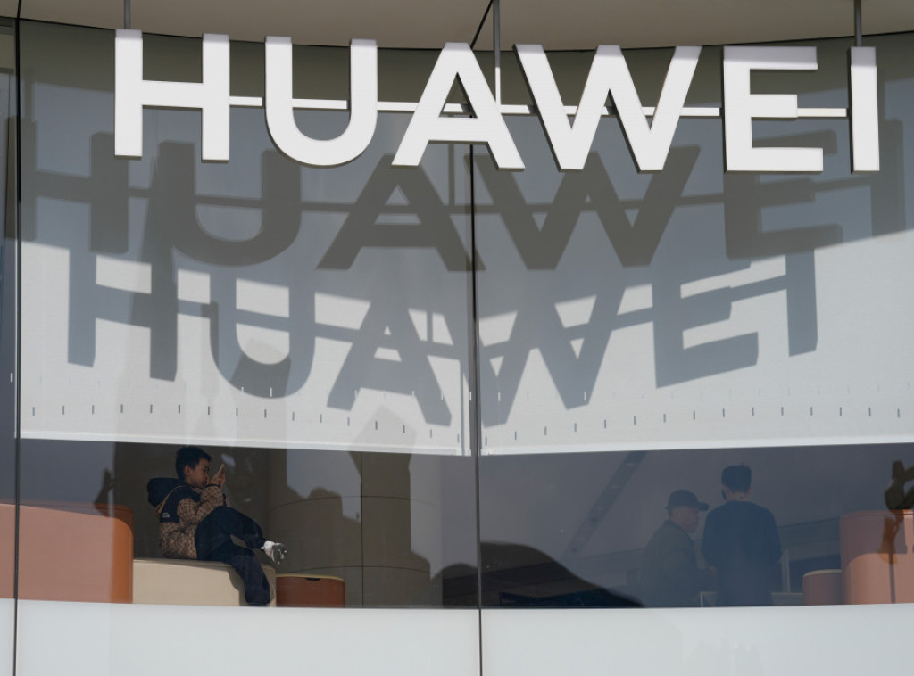 Profit kompanije Huavej u 2024. pao za 28 odsto na 8,6 milijardi dolara