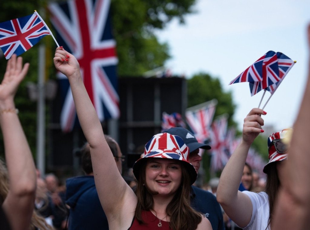 Anketa: Većina mladih ljudi u Velikoj Britaniji zabrinuta zbog stanja demokratije