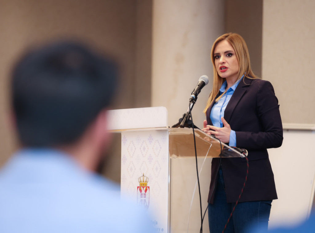 Milica Đurđević Stamenkovski na seminaru za Savete za porodicu i demografiju u Vrnjačkoj Banji