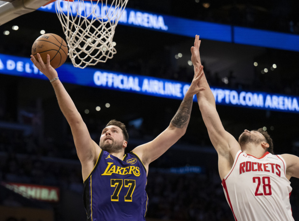 Košarkaši LA Lejkersa pobedili Hjuston, Boston savladao Memfis