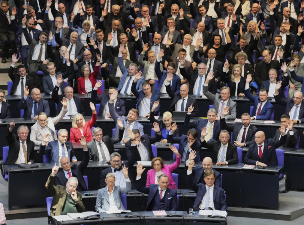 AfD nastavlja da jača, preti da pretekne CDU/CSU