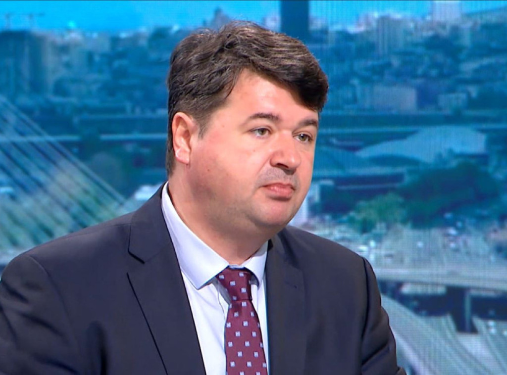 Vladan Petrov: Studentima iz plenuma dozvoljen dolazak na sednicu, tihoj većini nije