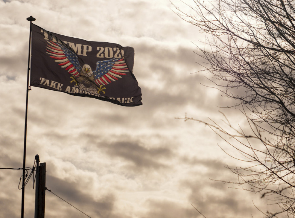 Savetnici Donalda Trampa pripremili plan za 20 odsto povećanja carina na uvoznu robu