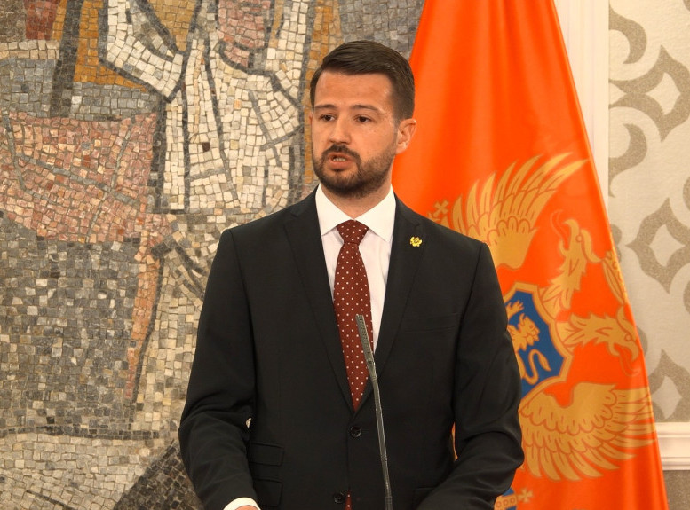 Jakov Milatović osudio smenu komandanta Mornarice Vojske Crne Gore Darka Vukovića, tvrdi da je nezakonita