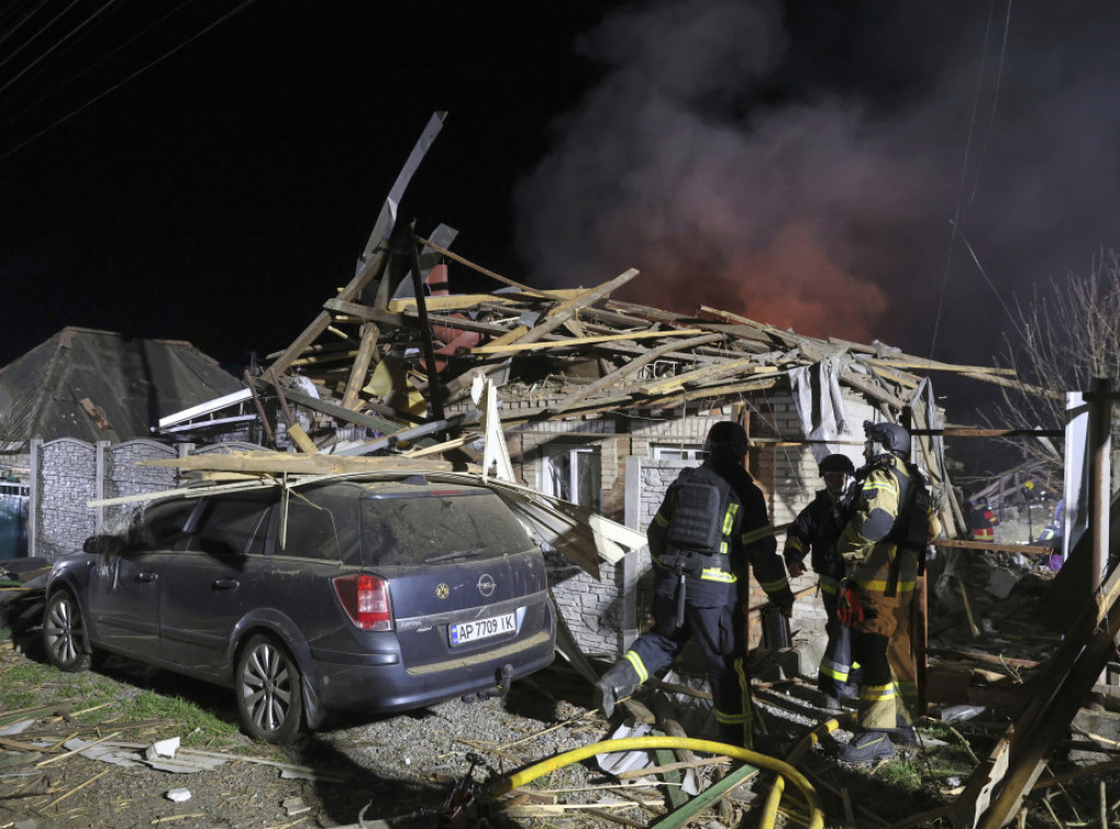 Dve osobe povređene u Rostovskoj oblasti, pao ukrajinski dron na krov zgrade u Kursku