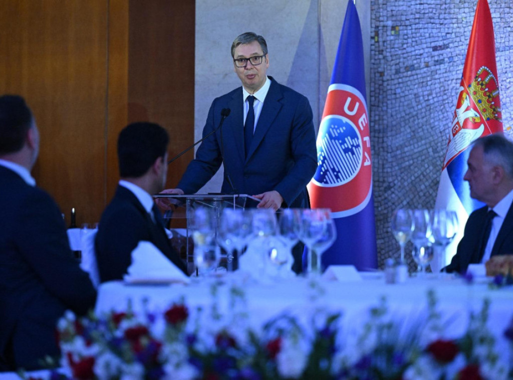 Vucic hosts lunch for UEFA congress delegates