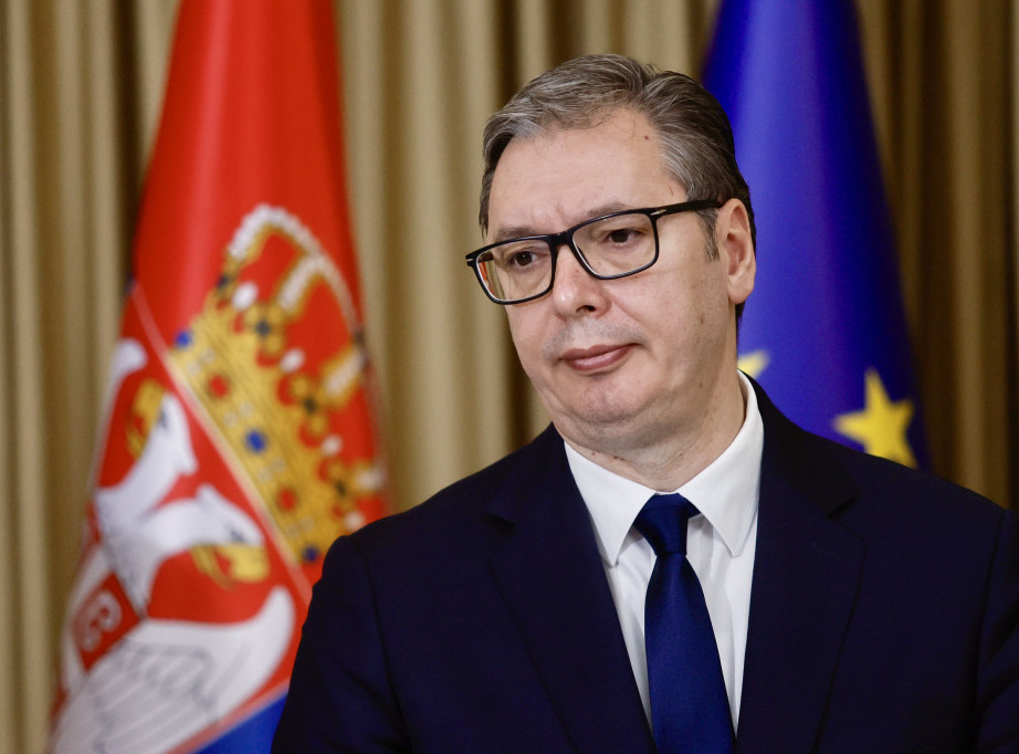 Predsednik Vučić obratiće se javnosti danas u 17 časova