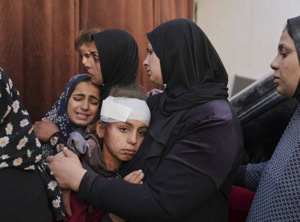 Al Džazira: Broj Palestinaca ubijenih u izraelskim napadima na Gazu porastao na 112