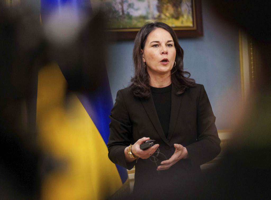 Analena Berbok: NATO će povećati troškove na odbranu radi jačanja bezbednosti u Evropi