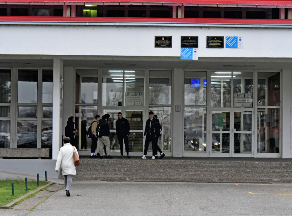 HR: Nastavljen tzv. cirkularni štrajk u školama Slavonije
