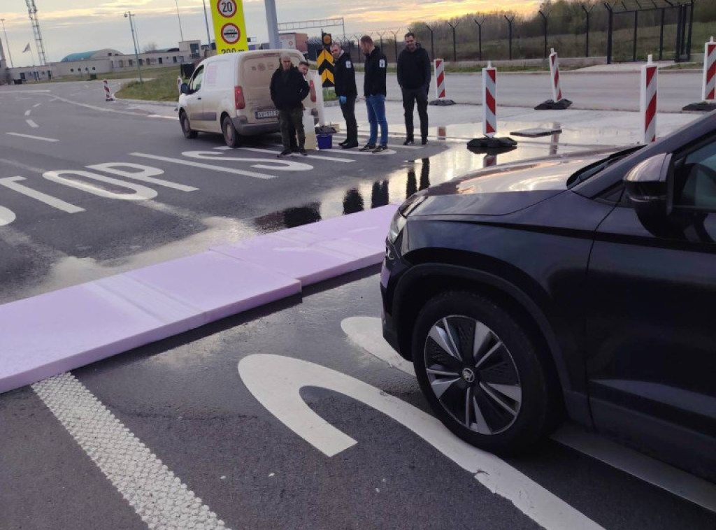 Ministarstvo poljoprivrede: Na Horgošu dezobarijere i punktovi za dezinfekciju vozila