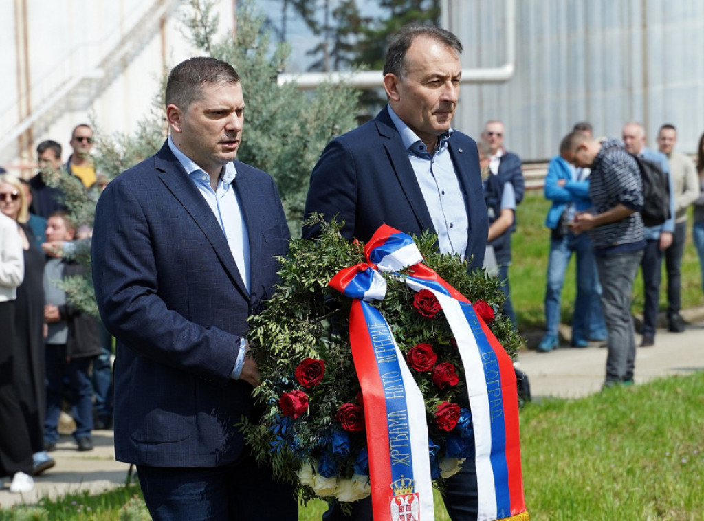 Nikola Nikodijević odao poštu Slobodanu Trišiću: Čuvamo sećanje na naše heroje