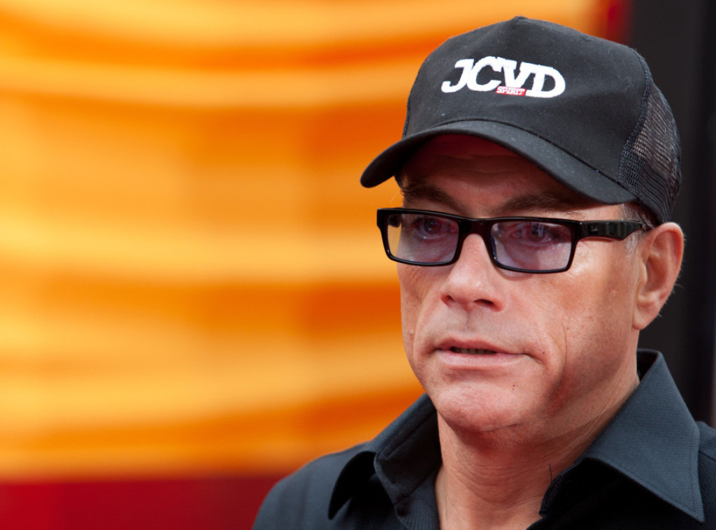 Žan-Klod Van Dam optužen za seksualnu eksploataciju žrtvi trgovine ljudima