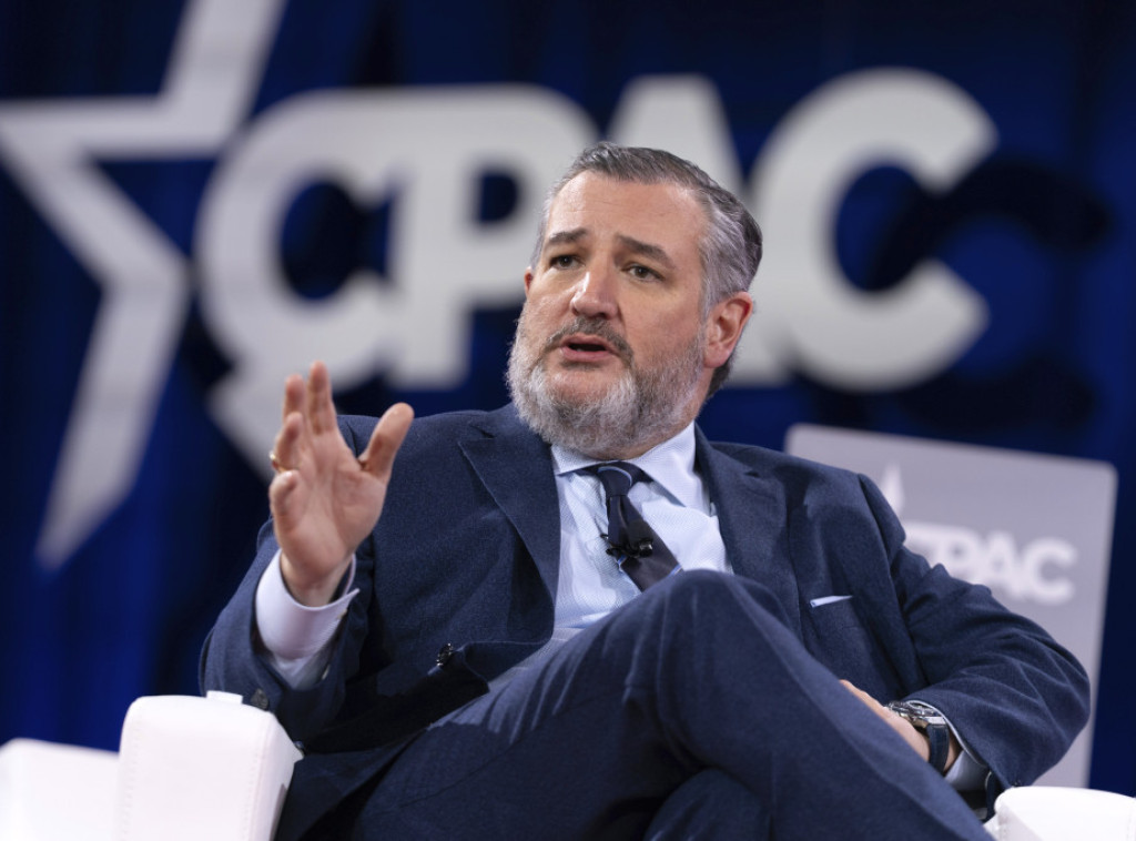 Republikanski senator Kruz: Povećanje carina je ogroman rizik za američku ekonomiju