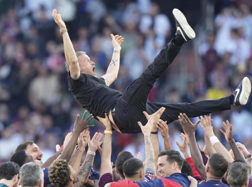 Fudbaleri Pari Sen Žermena šest kola pre kraja osvojili novu titulu prvaka Francuske