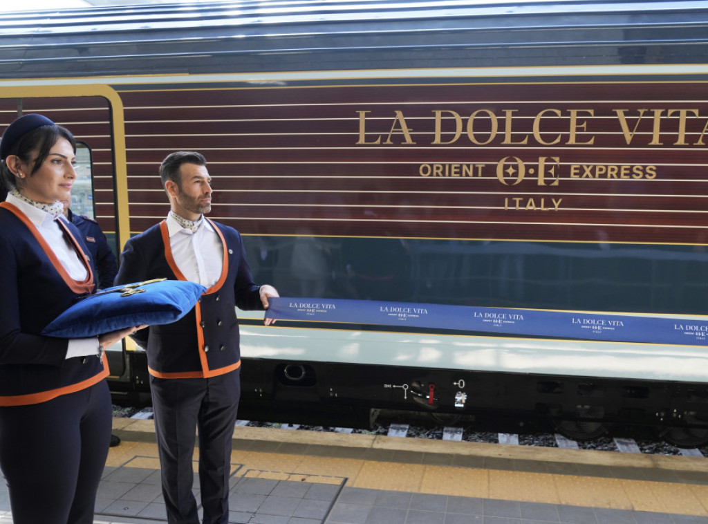 Prvi luksuzni italijanski voz Dolče vita orijent ekspres počeo da saobraća