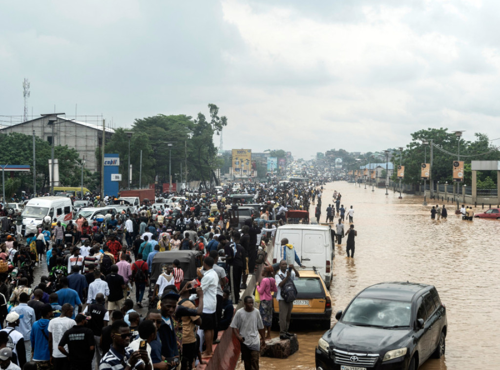Ministar zdravlja: Oko 30 mrtvih u poplavama u glavnom gradu Konga