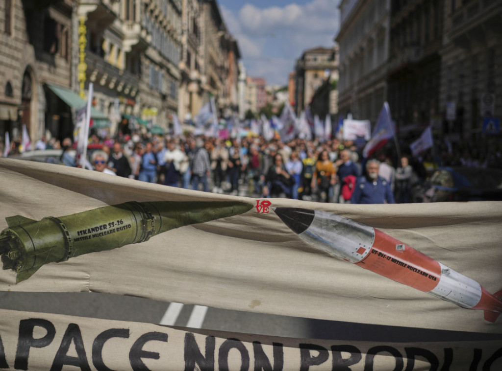 Bolonja: Sukobili se policija i učesnici protesta protiv naoružavanja EU
