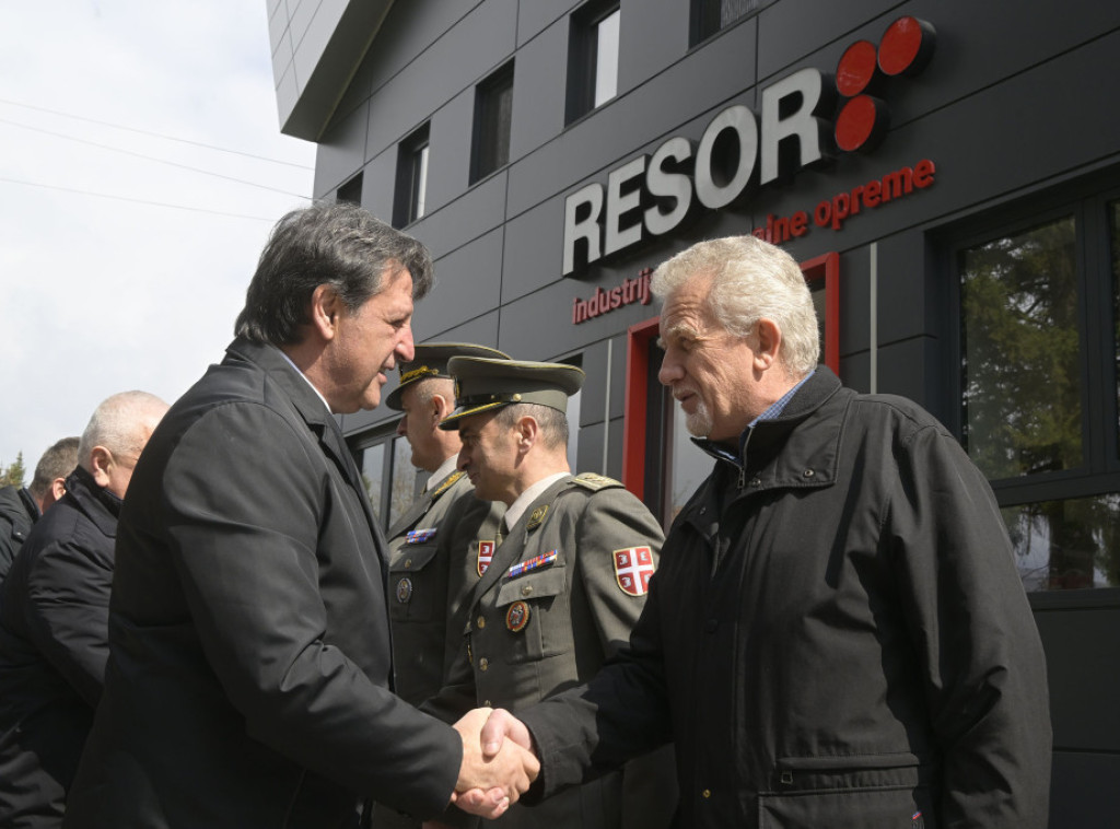 Ministar Gašić obišao kompaniju "Resor" u Gadžinom Hanu