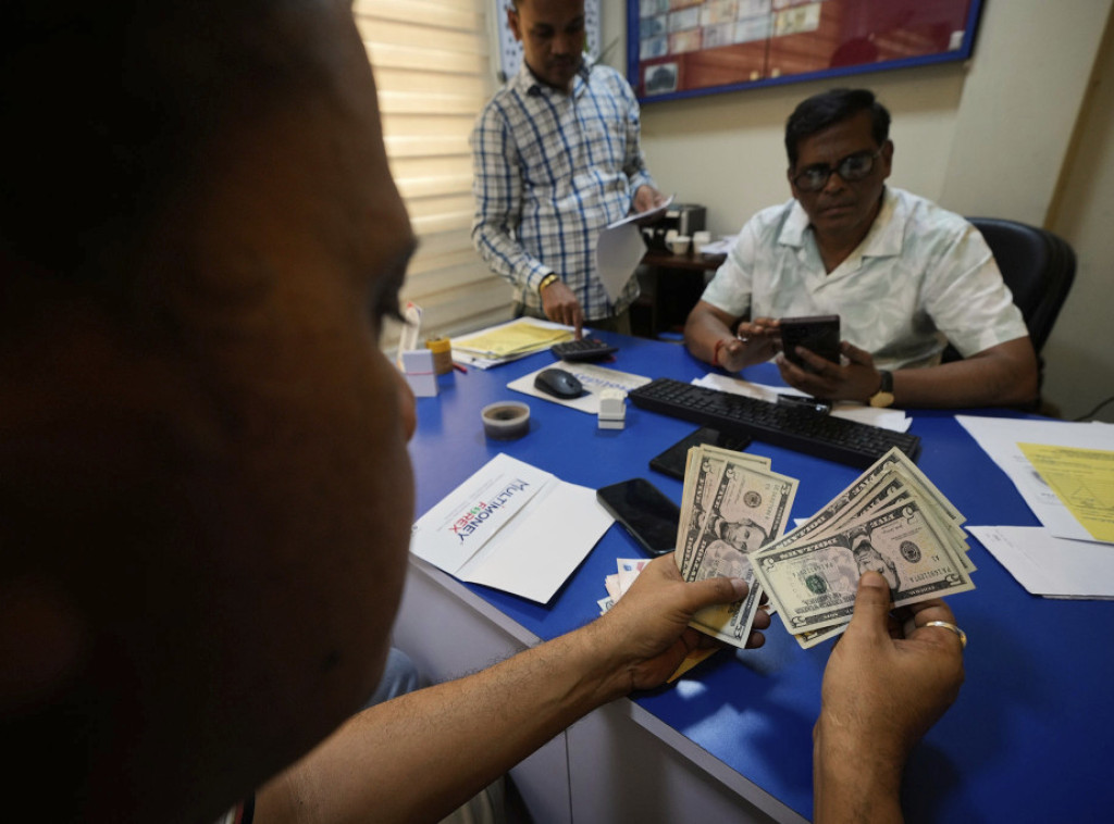 Indijska centralna banka snizila kamatnu stopu na 6%, upozorava na Trampove carine