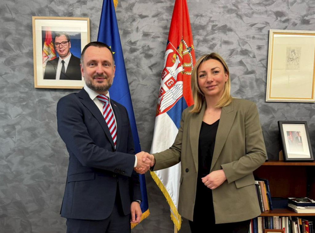 Tatjana Macura razgovarala sa Danijelom Apostolovićem o društveno-političkim izazovima u Srbiji