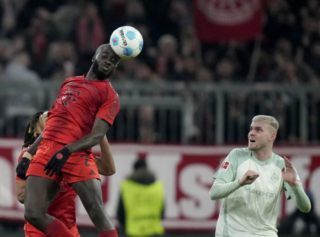 Fudbaler Bajerna Dajo Upamekano oporavio se od povrede kolena