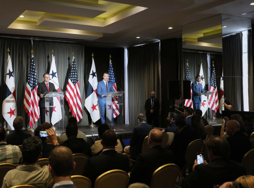 Panamske vlasti saopštile da SAD priznaju panamski suverenitet nad Panamskim kanalom