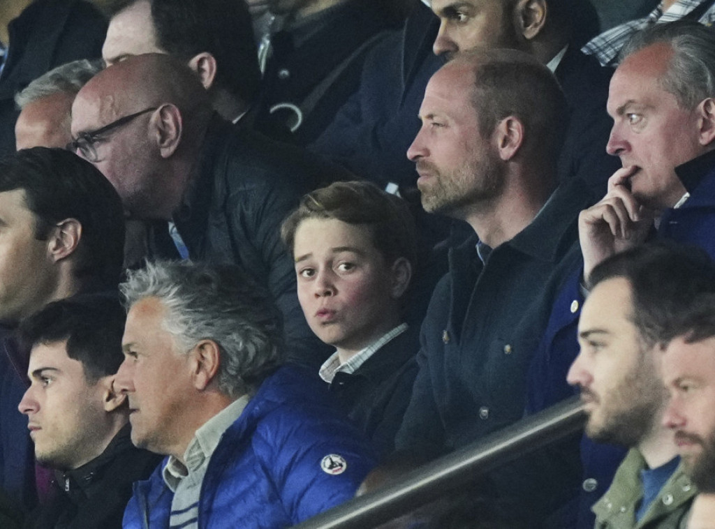 Britanski princ Vilijam navijao za Aston Vilu na utakmici protiv PSŽ u Parizu