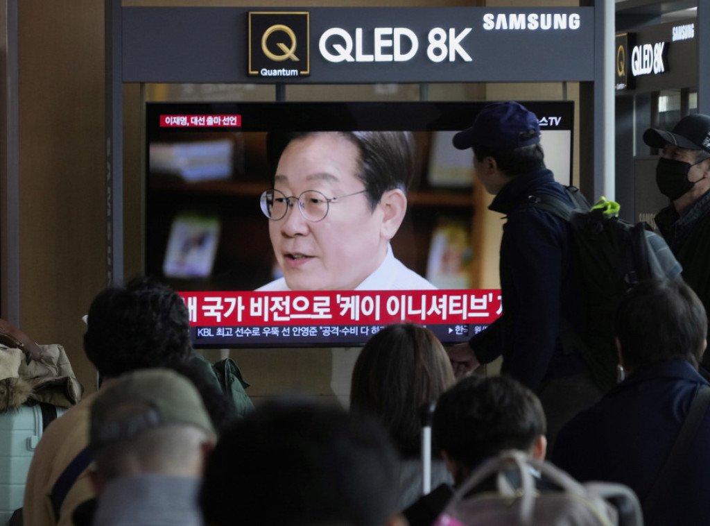 Bivši lideri dve najveće stranke u Južnoj Koreji najavili kandidature za izbore