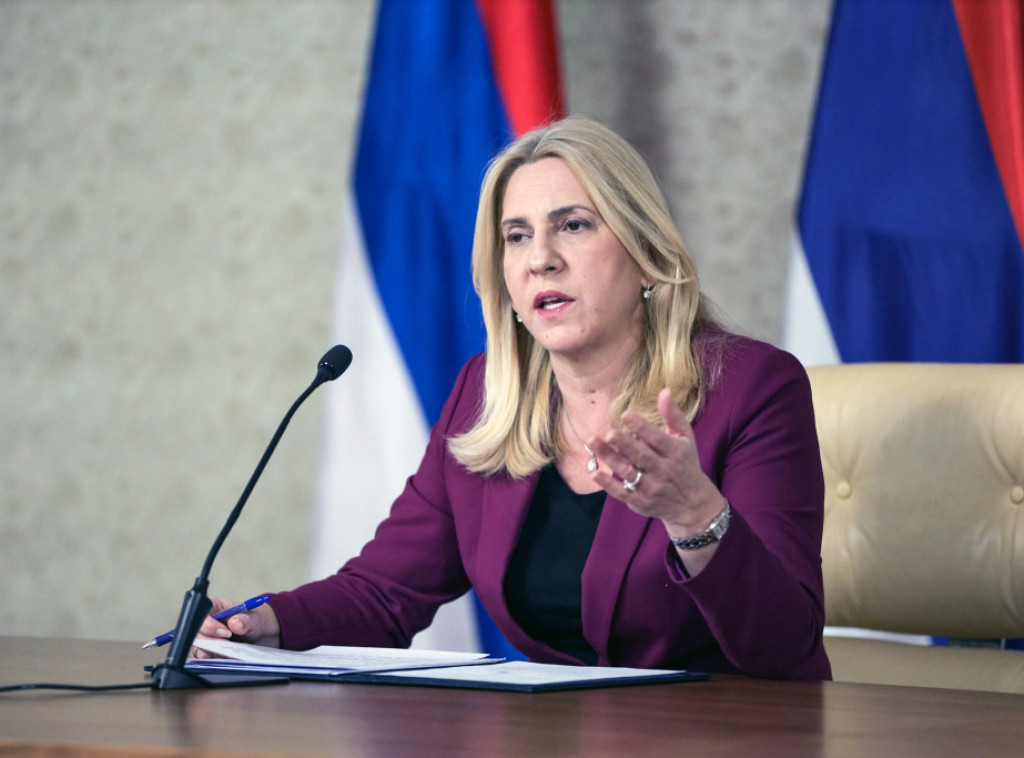Željka Cvijanović: Stvari u BiH će se reševati dijalogom kad prođe ovo ludilo