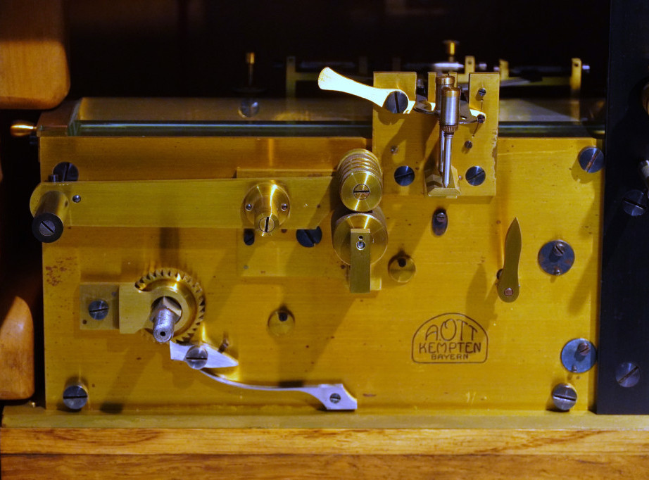 Izložba povodom 170 godina telegrafskog saobraćaja u Srbiji otvorena u PTT muzeju