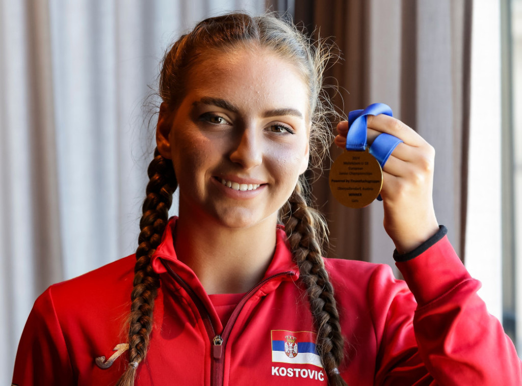 Srpska teniserka Teodora Kostović u četvrtfinalu juniorskog Vimbldona