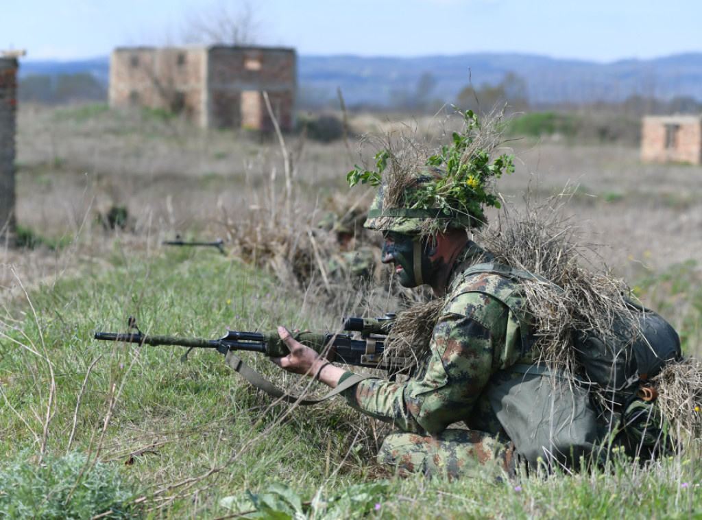 U toku praktična obuka polaznika Kursa za podoficire u Velikom Gradištu