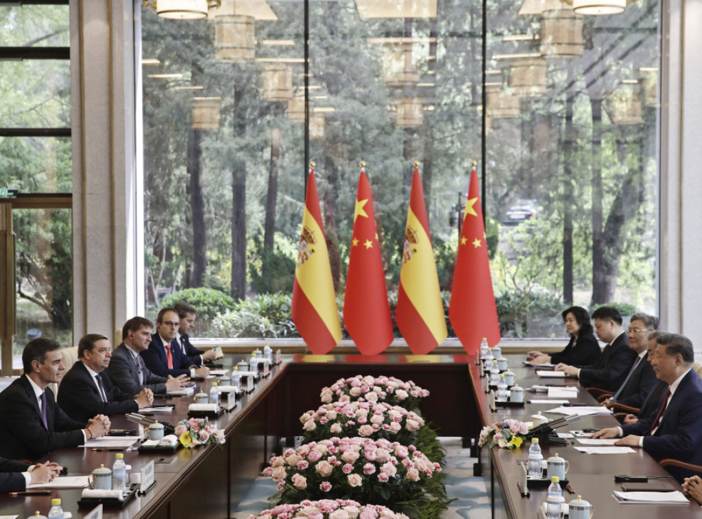 Si sa Sančezom: Kina se ne plaši carina, SAD će se izolovati