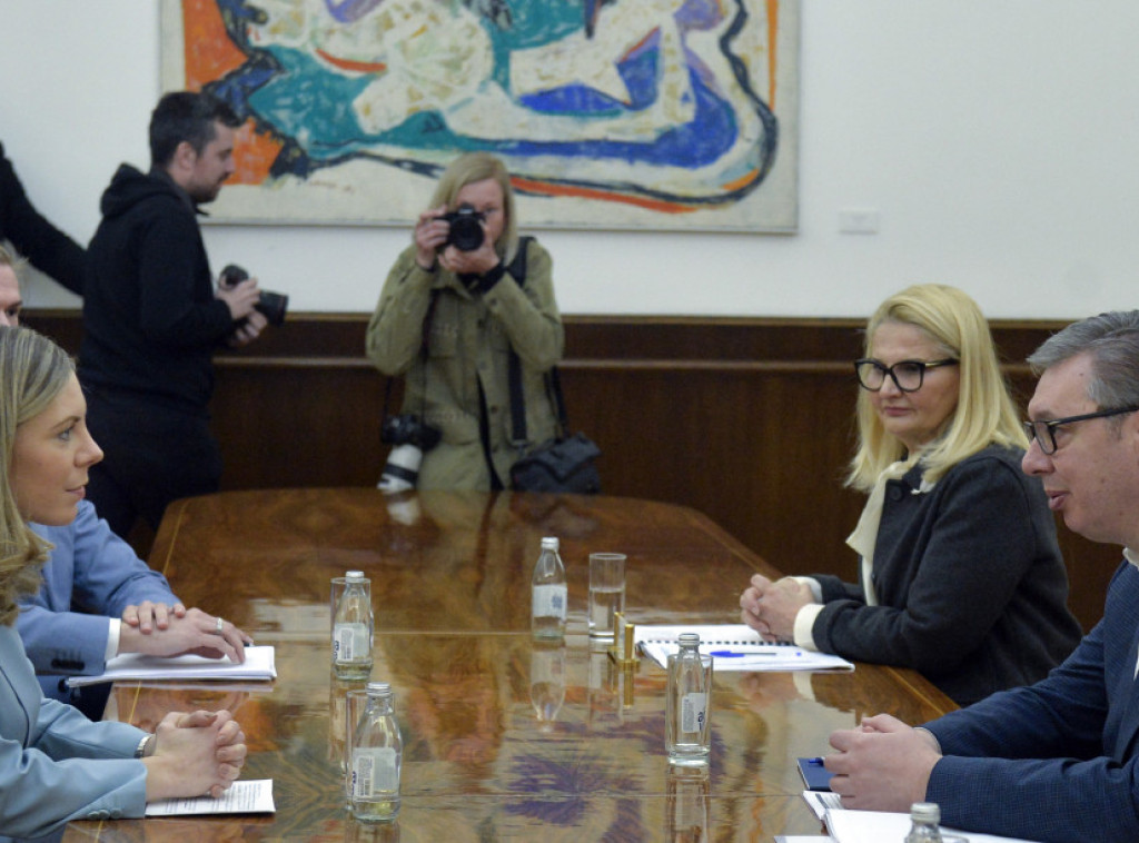 Vučić razgovarao sa švedskom ministarkom o evropskom putu Srbije i situaciji u zemlji i svetu