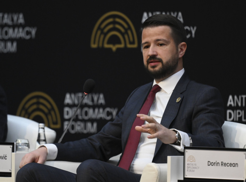 Jakov Milatović u Antaliji: U izazovnim vremenima diplomatija postaje sve važnija