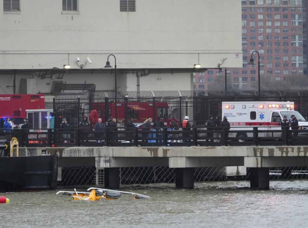 Helikopter koji je pao u reku Hadson imao mehaničke probleme mesecima pre nesreće