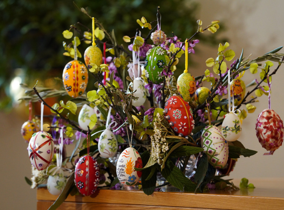 Zagrebački nadbiskup Dražen Kutleša: Živimo između zla i dobra; Uskrsnuće je temelj nade i snage