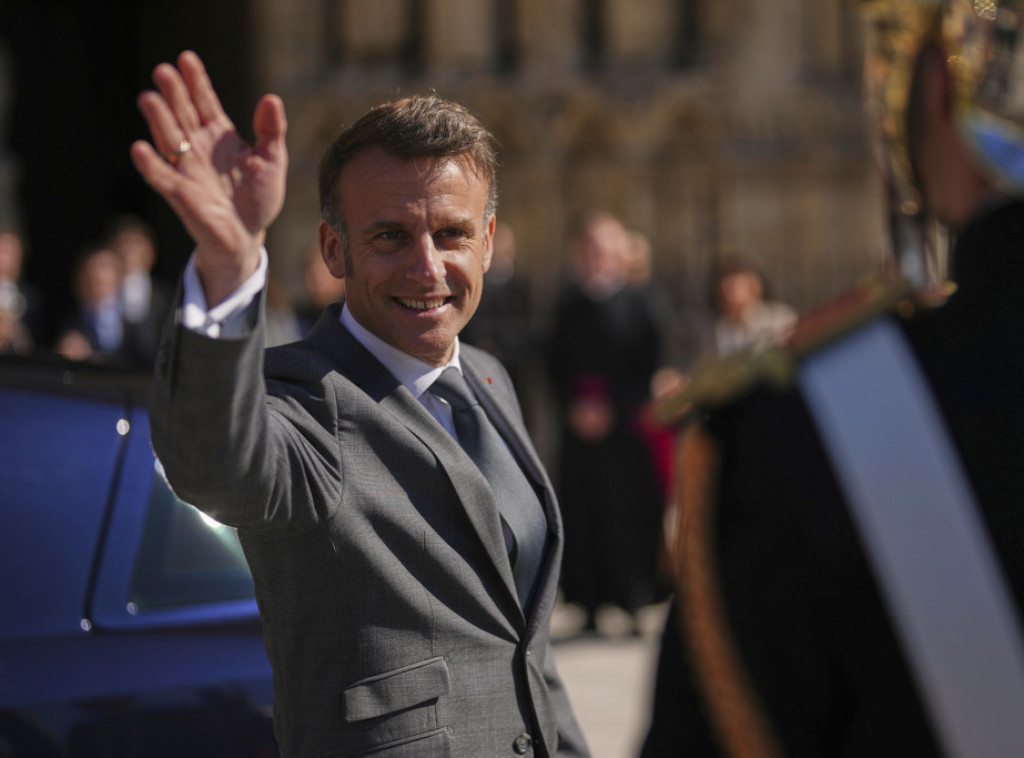 Makron i Abas pozvali na hitan prekid vatre i isporuku pomoći u Pojas Gaze